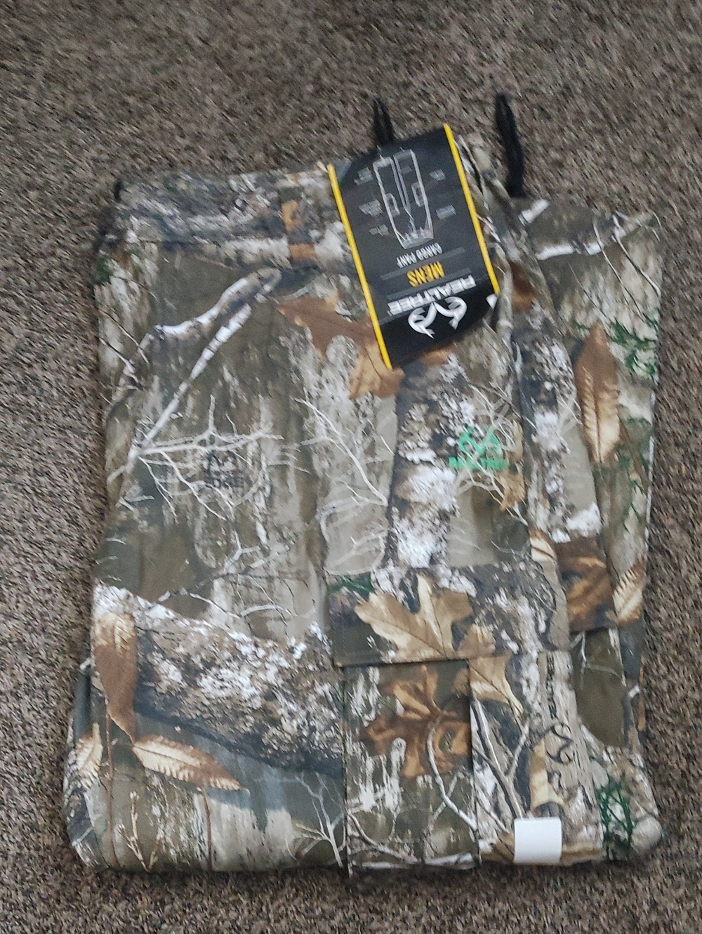 Realtree Camouflage Gear Bag in Green, Brown, White